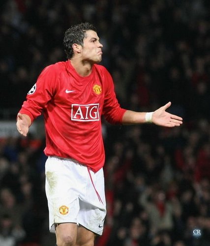 凌晨4点皇马新帅首秀！赢球=晋级8强 首发曝光：熊皇领衔