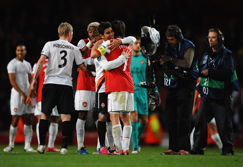 东契奇空砍38+10+10：湖人输西部第二之争 狂送7失误成瑕疵