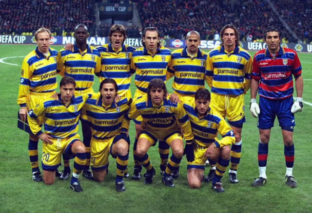 国足喜讯！前欧冠主力铁卫自荐免费完成归化，最快年底就能到位