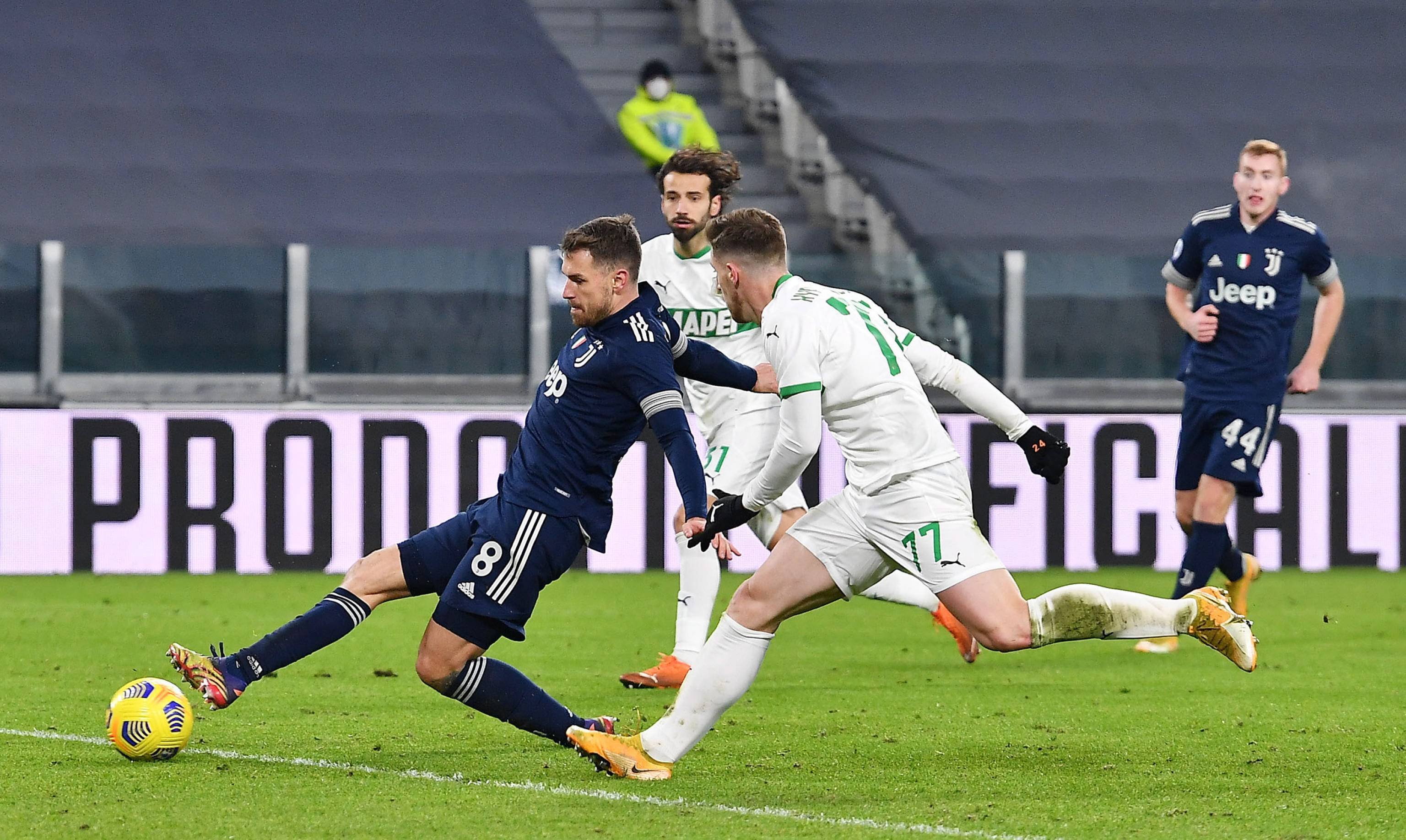 2024上海马拉松正式鸣枪，爱大不同共赴大满贯