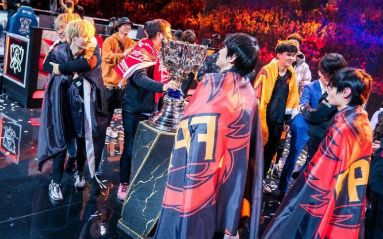RNG群访 LvMao：下一场面对TES 封锁一下对面的绝对核心