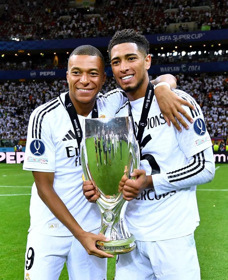 朱鹏宇入选 英博再出国脚